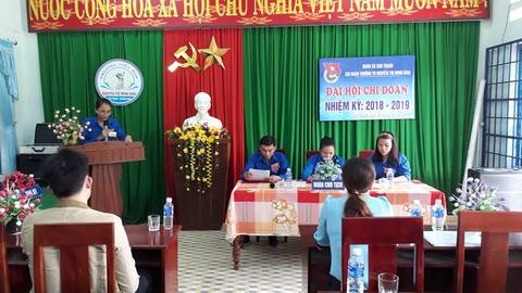 Đại hội chi đoàn trường TH Nguyễn Thị Minh Khai nhiệm kỳ 2018 - 2019