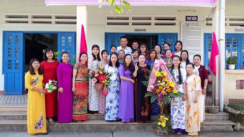 Lễ kỷ niệm ngày Nhà giáo Việt Nam (20/11/1982- 20/11/2018) của thầy và trò trường TH Nguyễn Thị Minh Khai